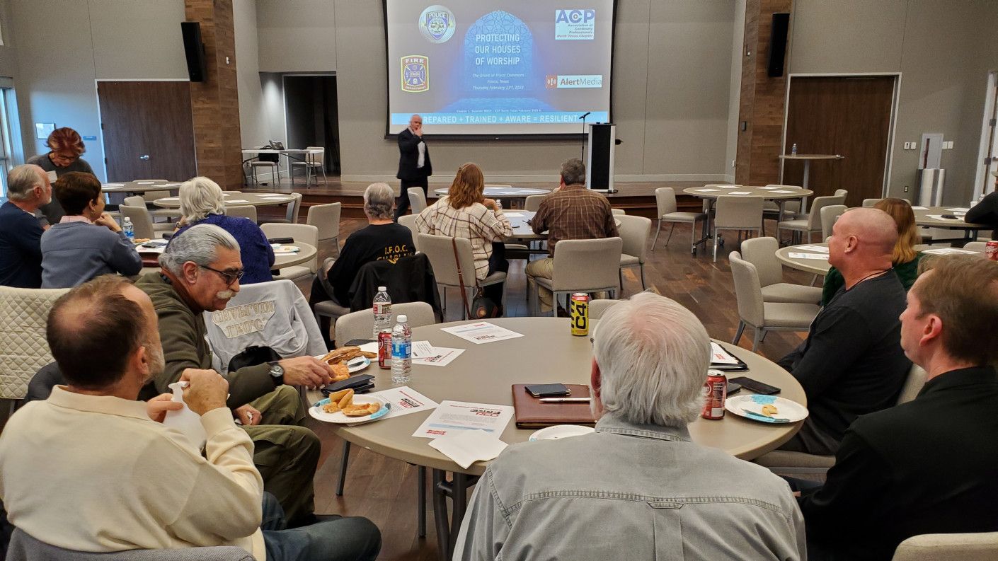 PHOWS attendees at round tables during a session
